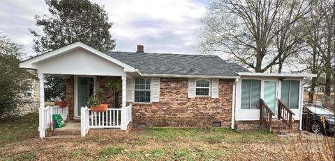 Photo of 925 S Austin Road, Marshville, NC 28103 (MLS # 4330125)