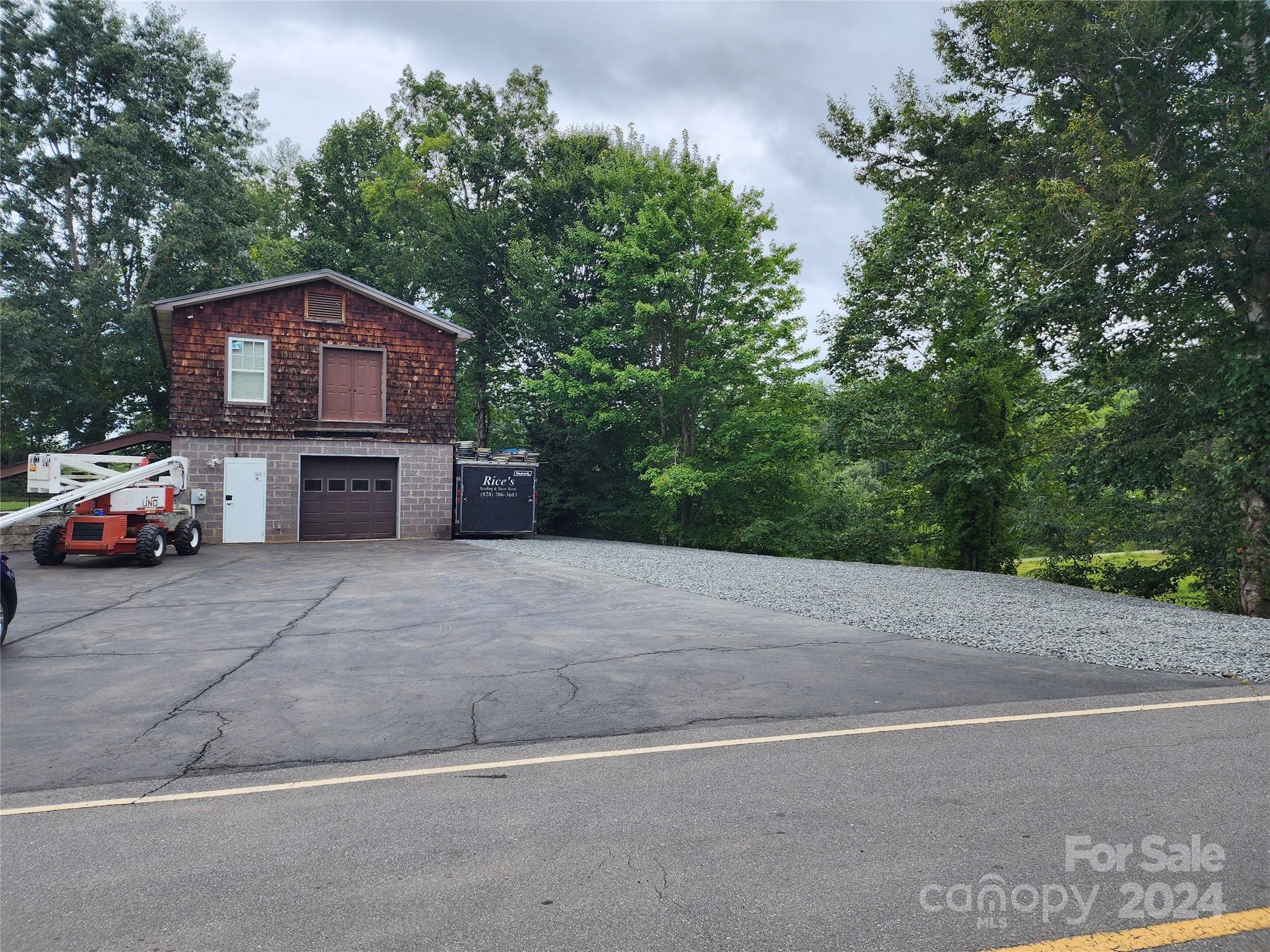 2322 Gabriels Creek Road