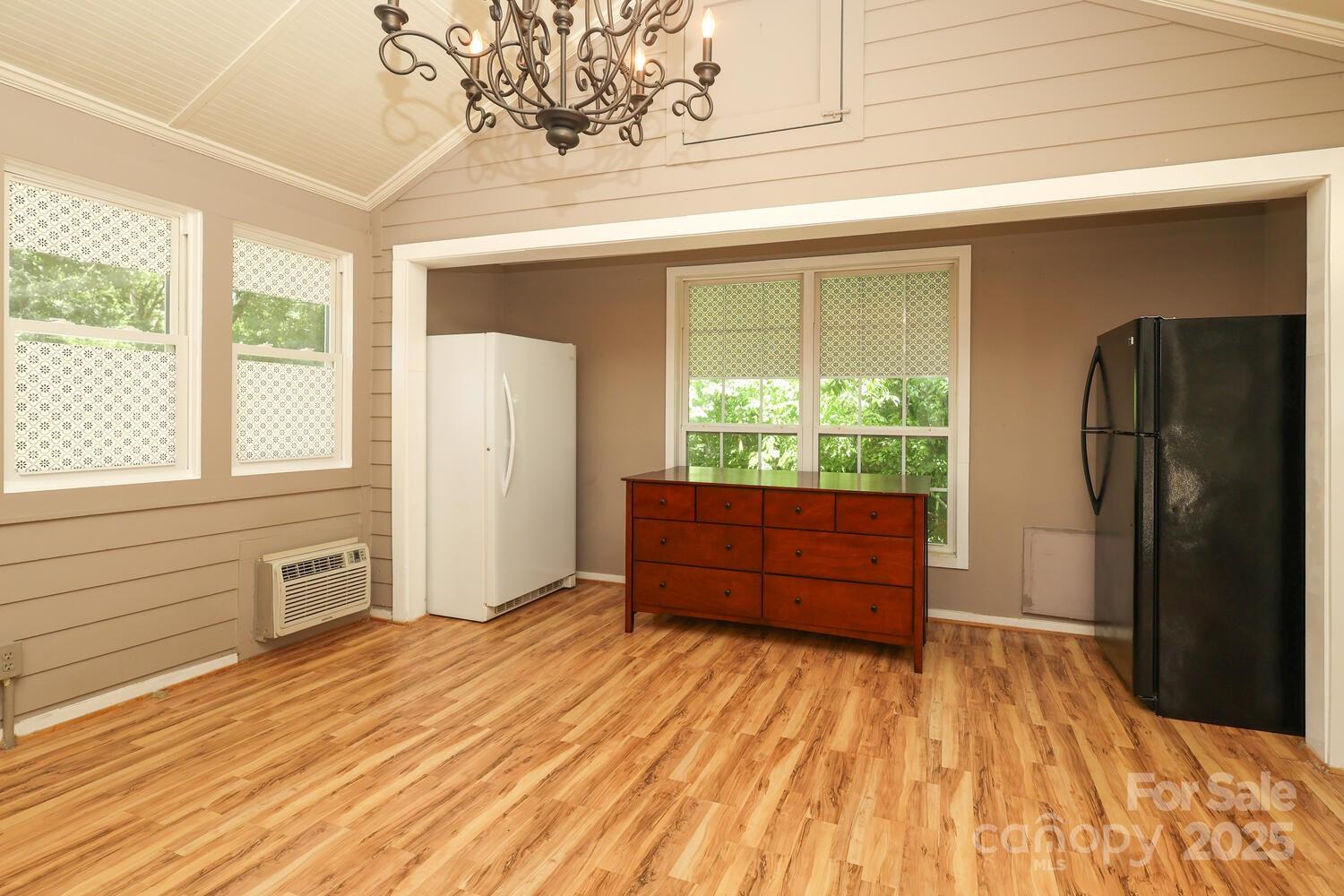 Regent Park - Residential