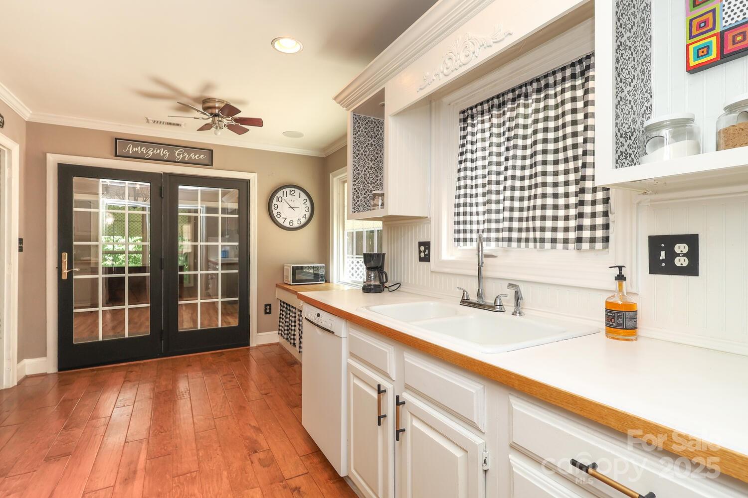 Regent Park - Residential