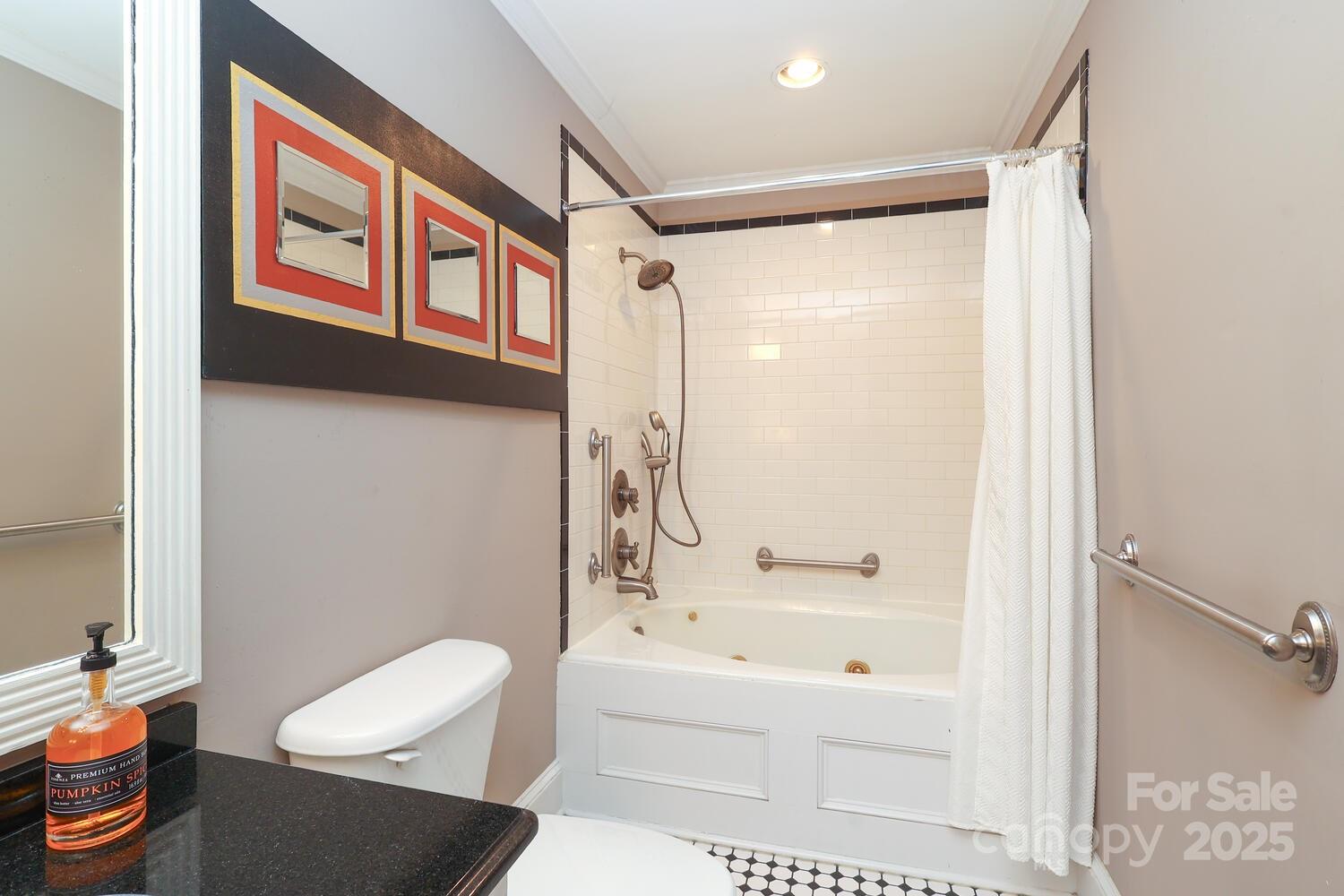 Regent Park - Residential