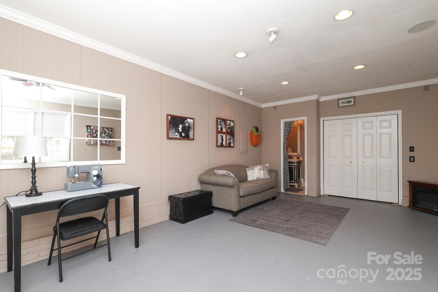 Regent Park - Residential