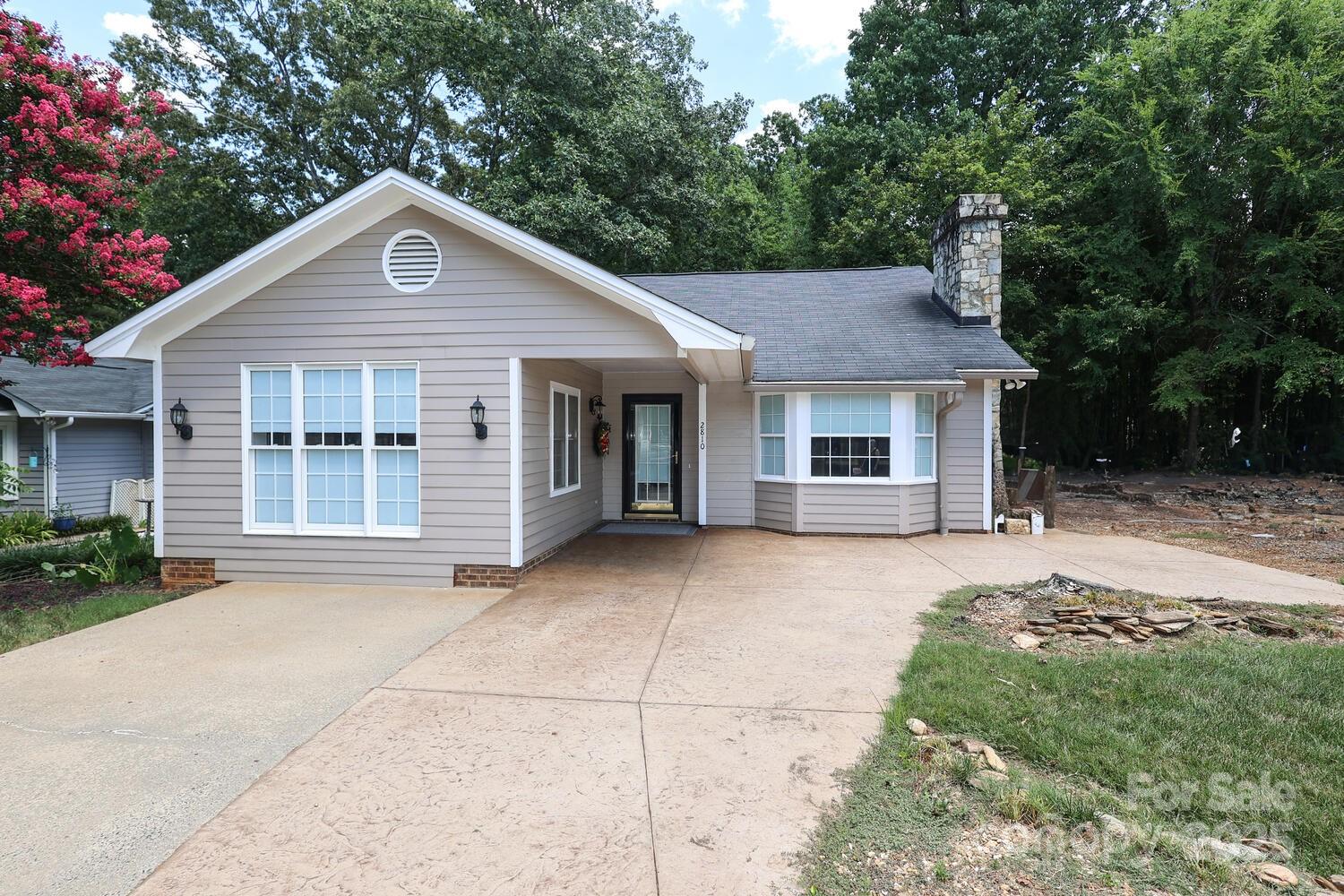 2810 Ashley Arbor Drive