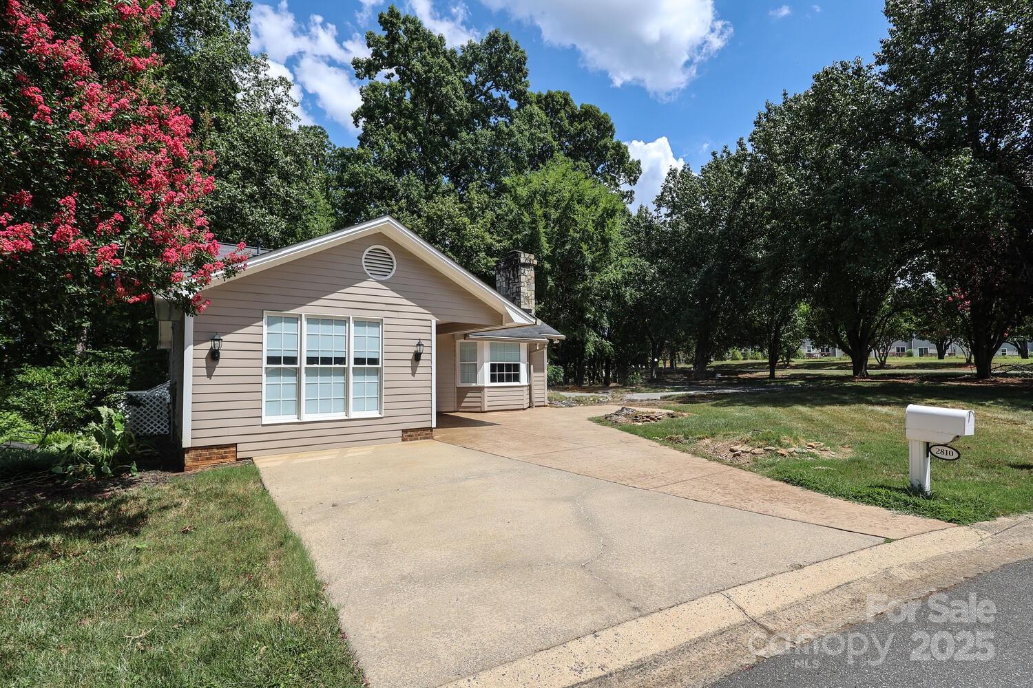 2810 Ashley Arbor Drive