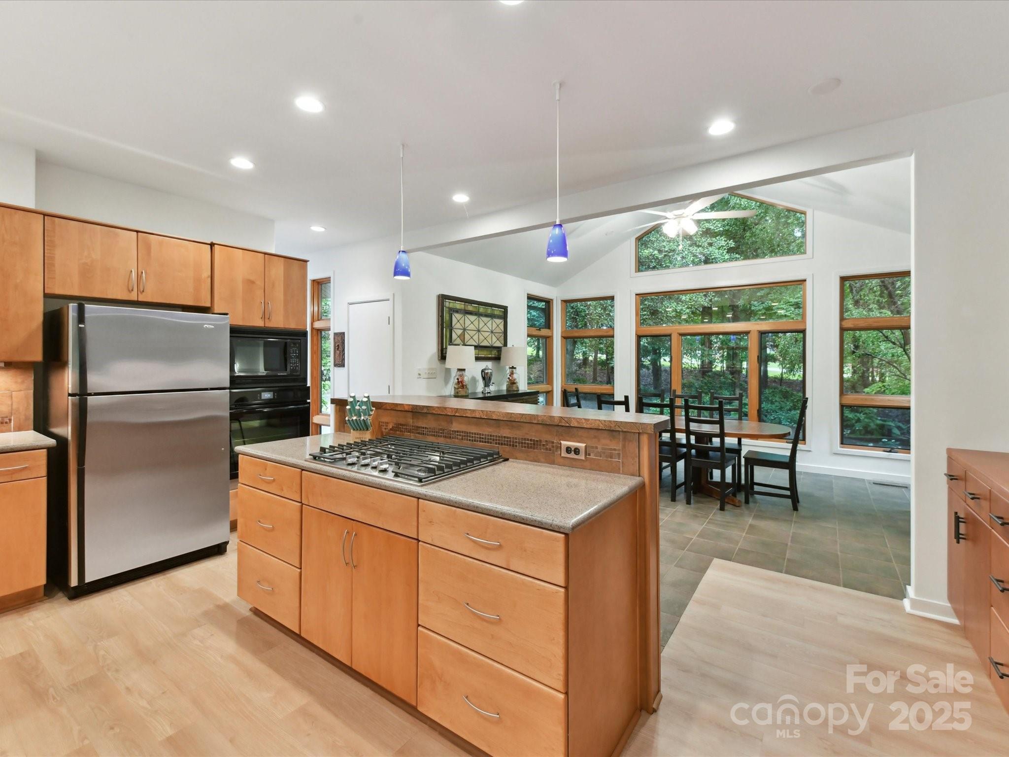 Lakeview Landing - Residential