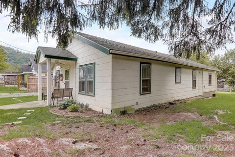 A home in Clyde