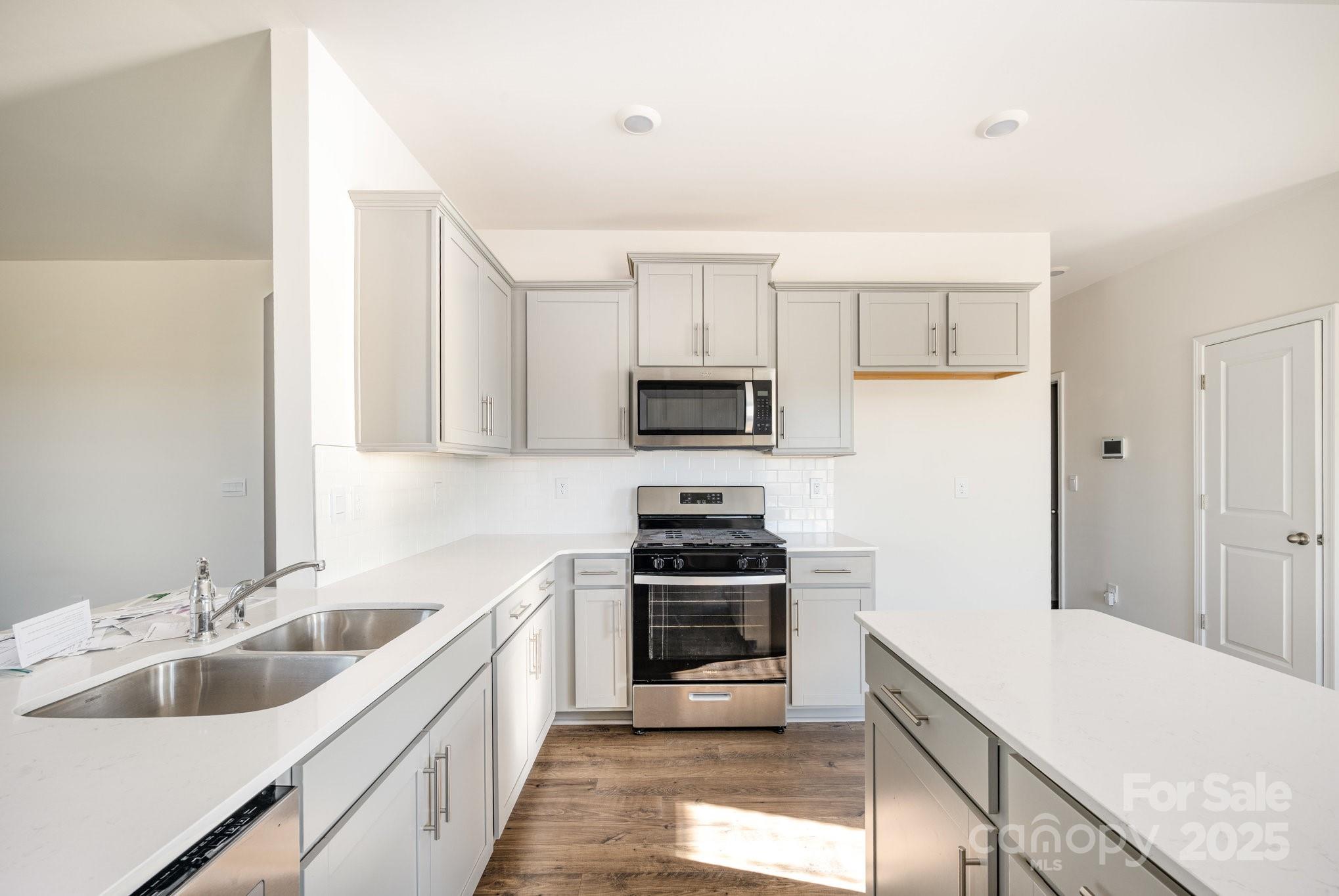 2116 Vanderlyn Street