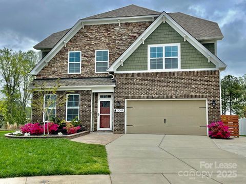 3044 Spinner Court Denver NC 28037