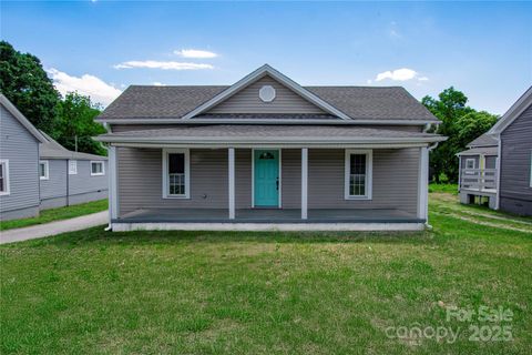 921 W 1st Street Lowell NC 28098