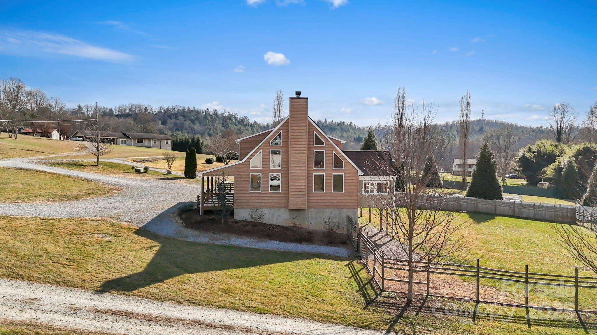 40 Forge Valley Drive