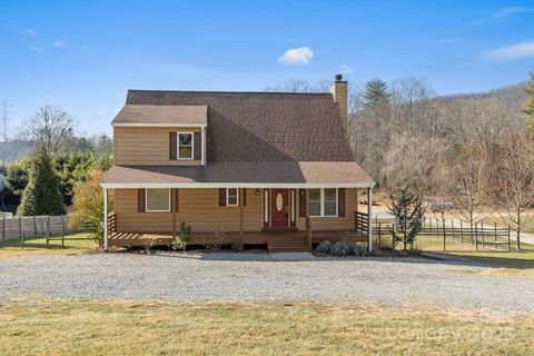 40 Forge Valley Drive Mills River NC 28759
