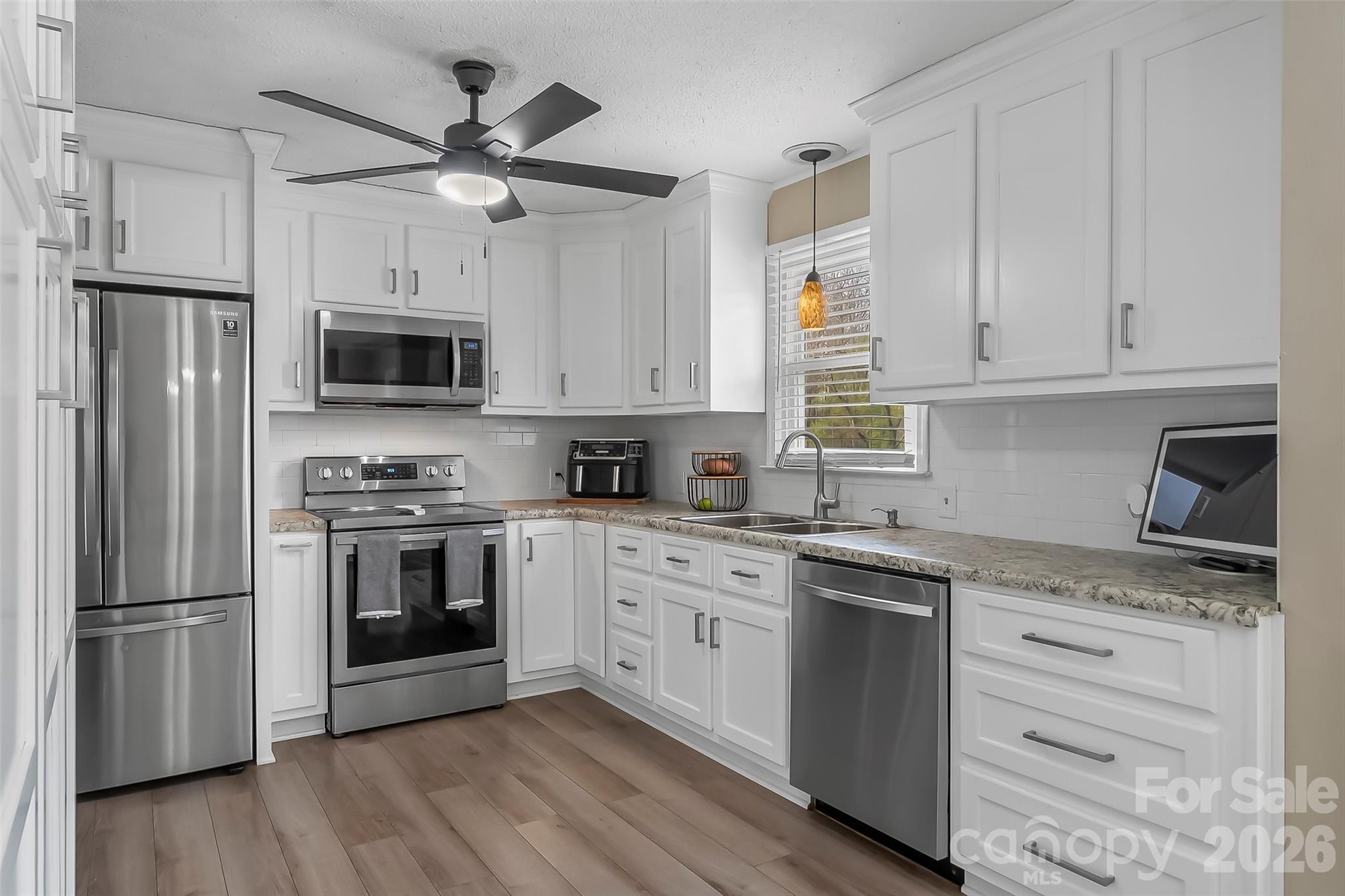 1757 Castlewood Court