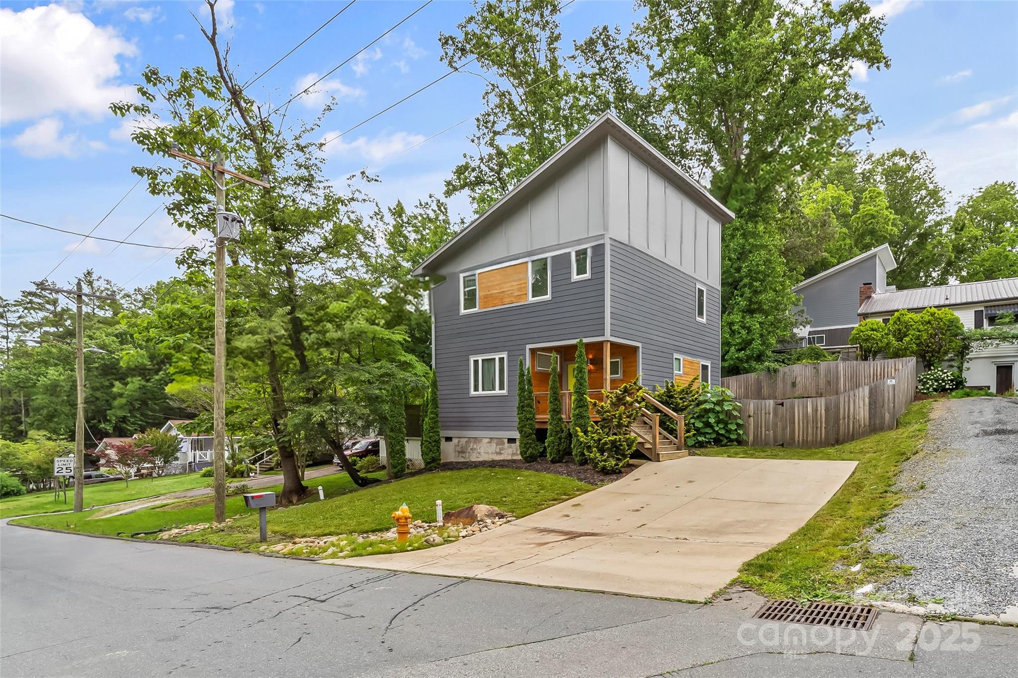 358 London Road
