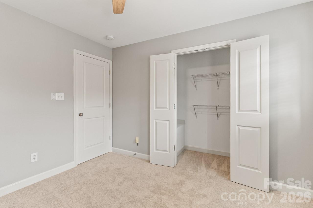 Williamsburg on Commonwealth - Residential