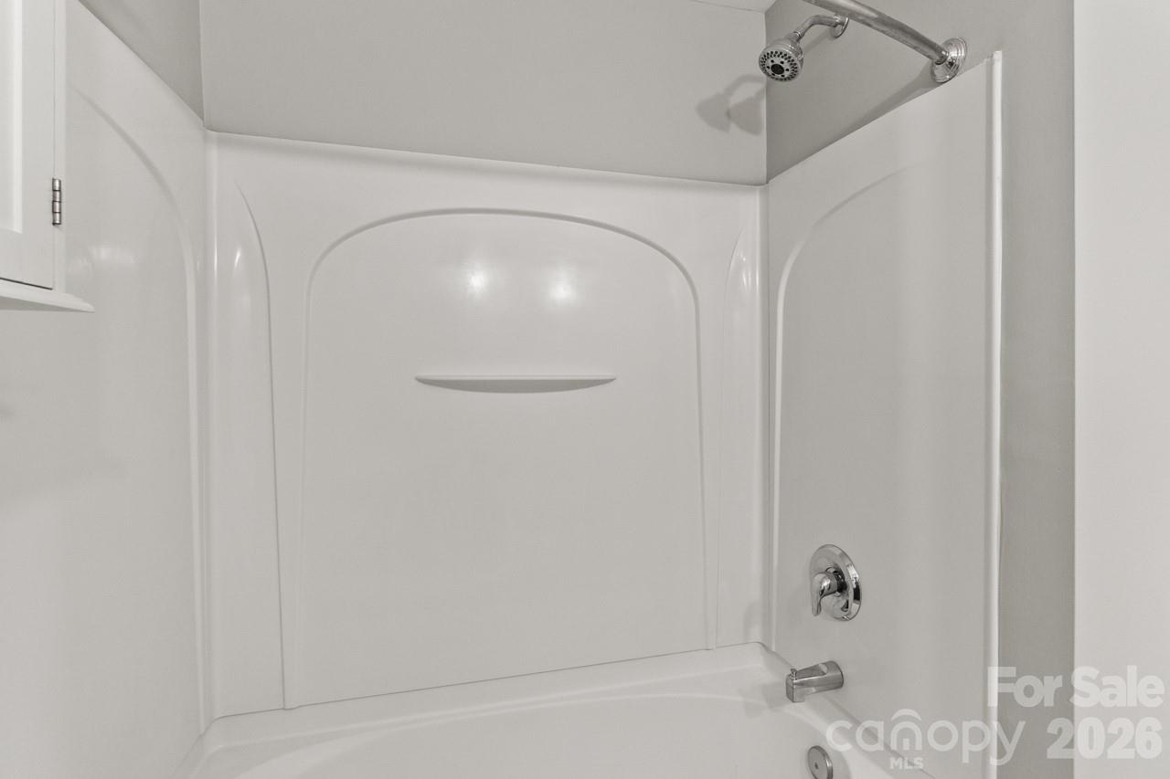 Williamsburg on Commonwealth - Residential