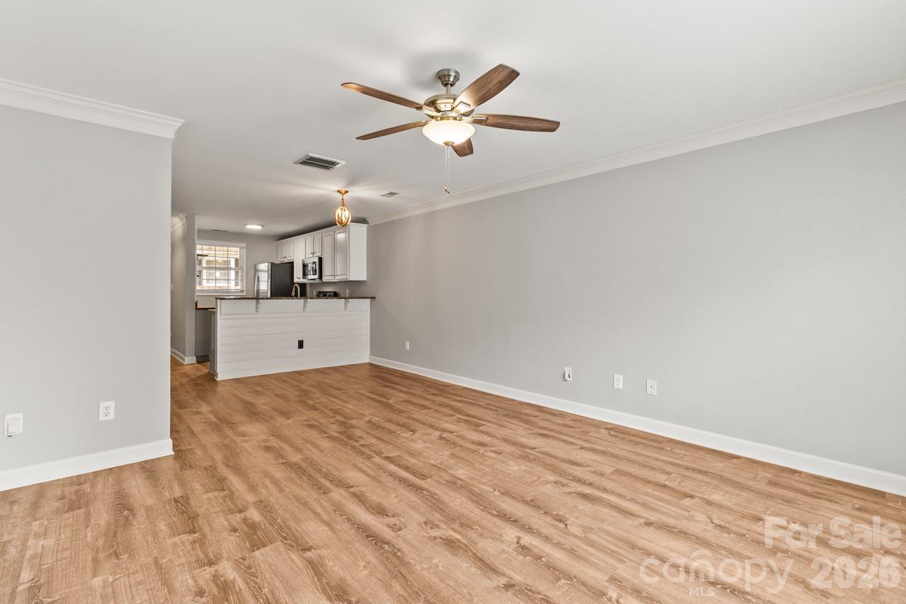 Williamsburg on Commonwealth - Residential