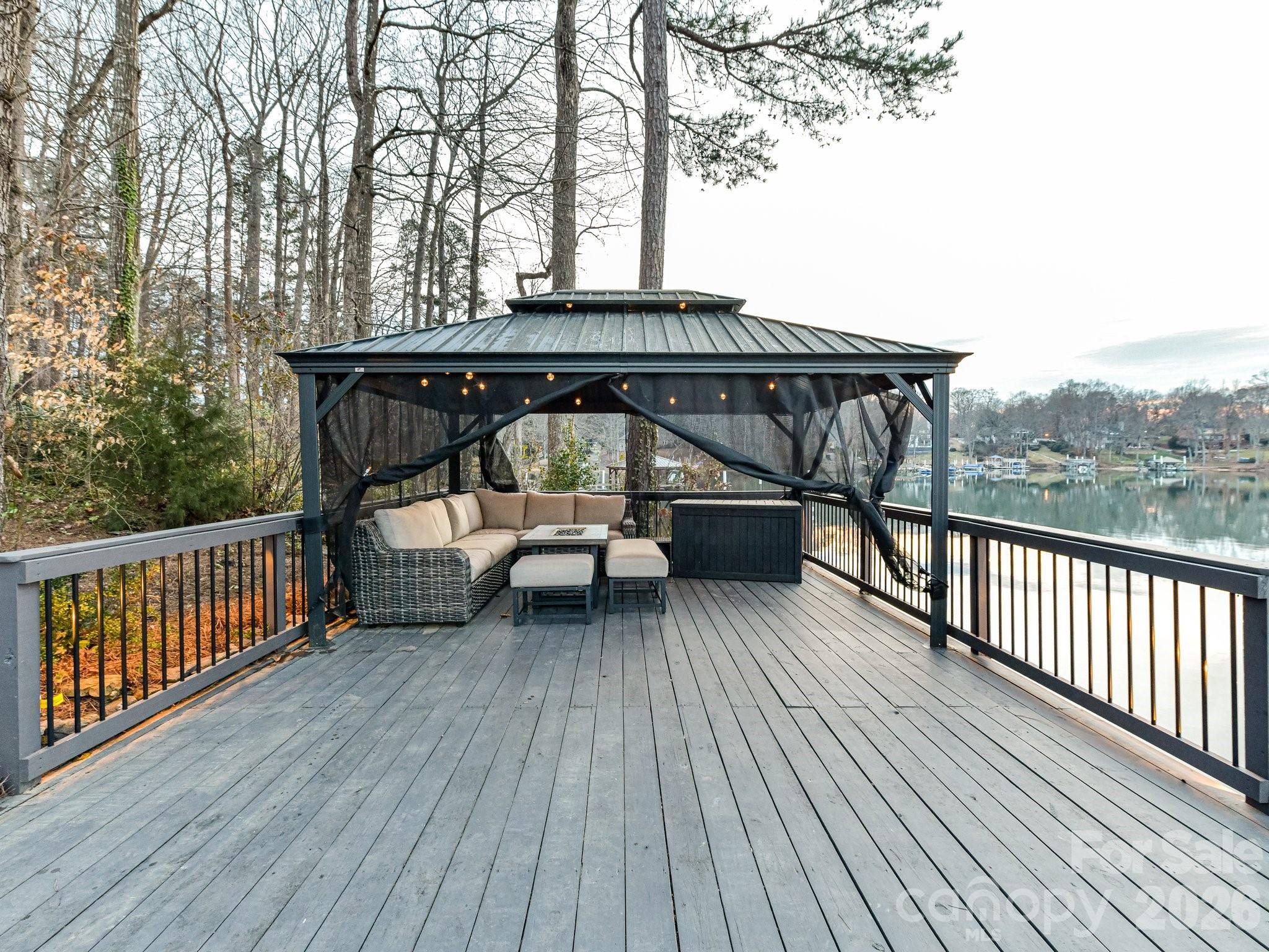 Mountain Point - Residential