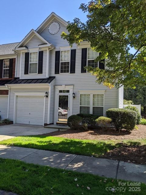 Photo of 5044 Parkview Way, Matthews, NC 28104 (MLS # 4304721)