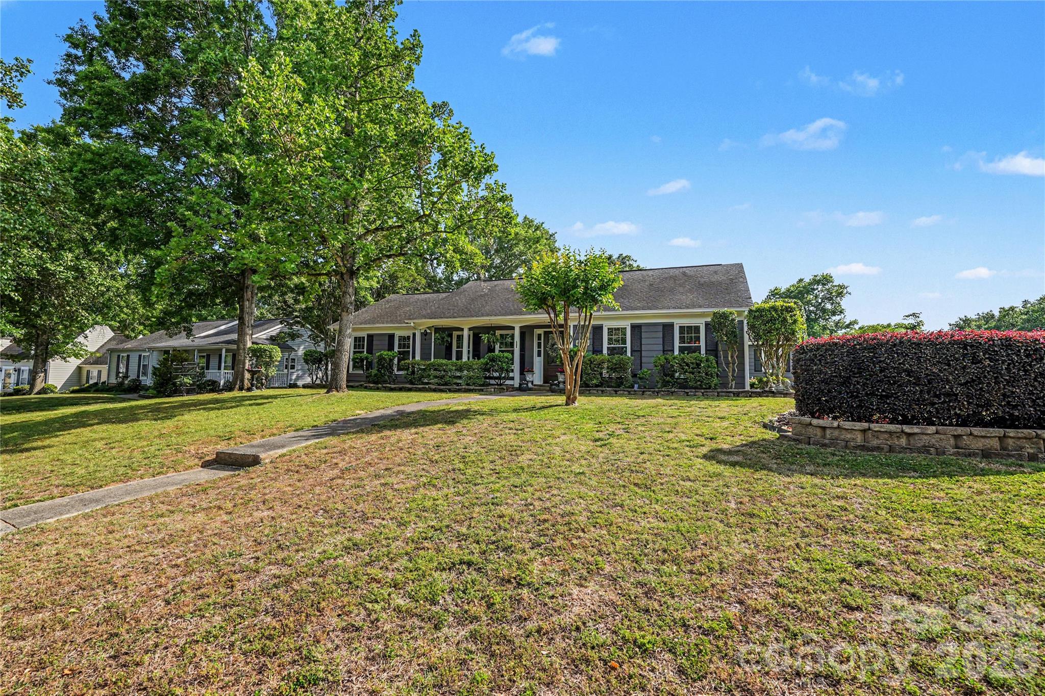 7319 Chatterbird Court