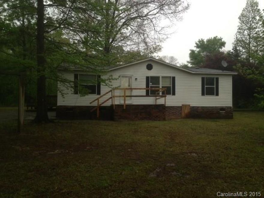 3 bedroom 2 bath doublewide mobile home situated in Catawba Acres on a large lot. The home features a side deck, laundry room and split floor plan.  This is a Fannie Mae Property.