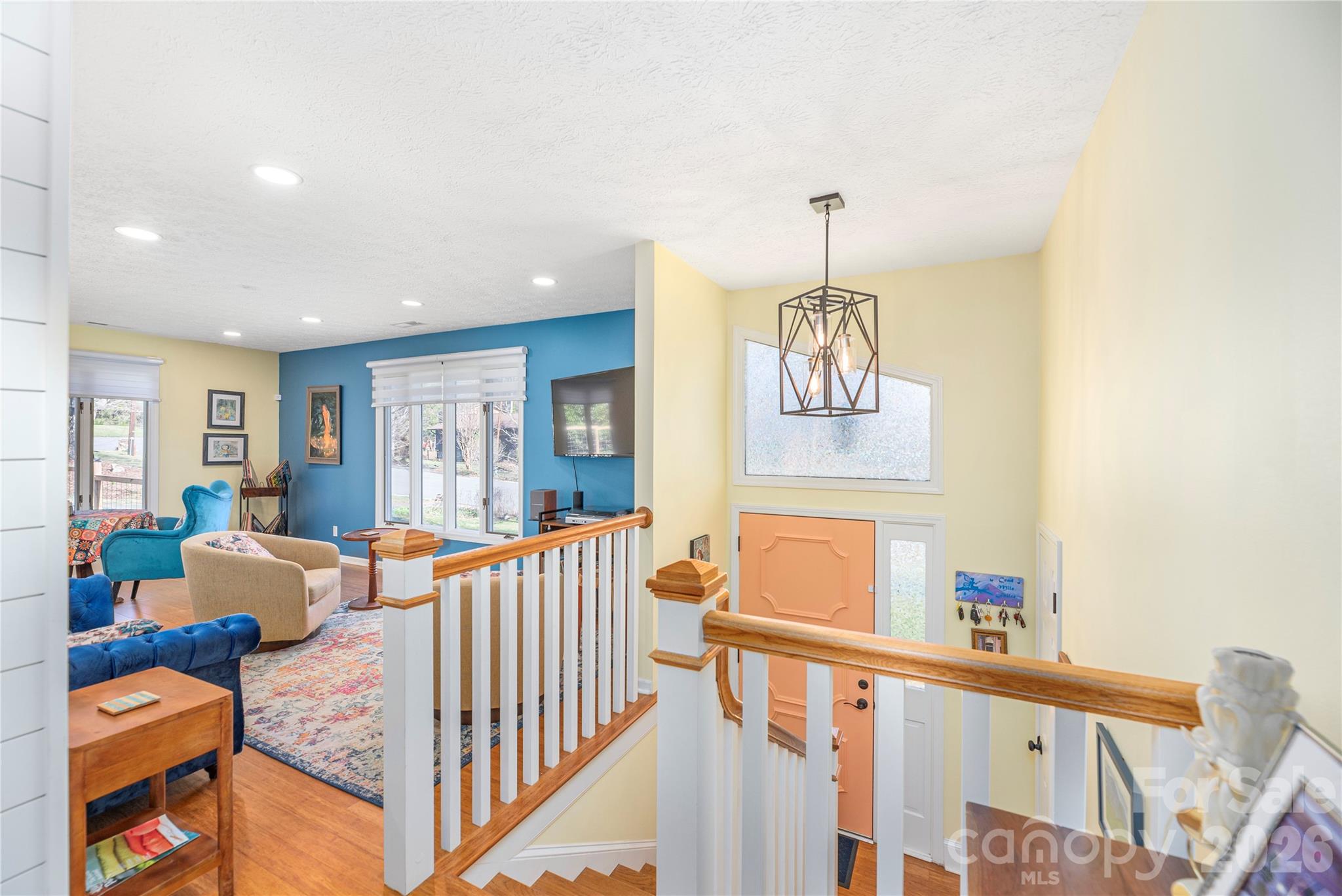 330 Woody Lane