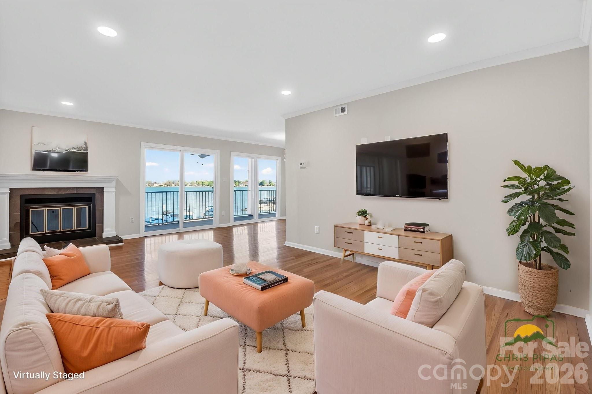 20407 Harborgate Court 404
