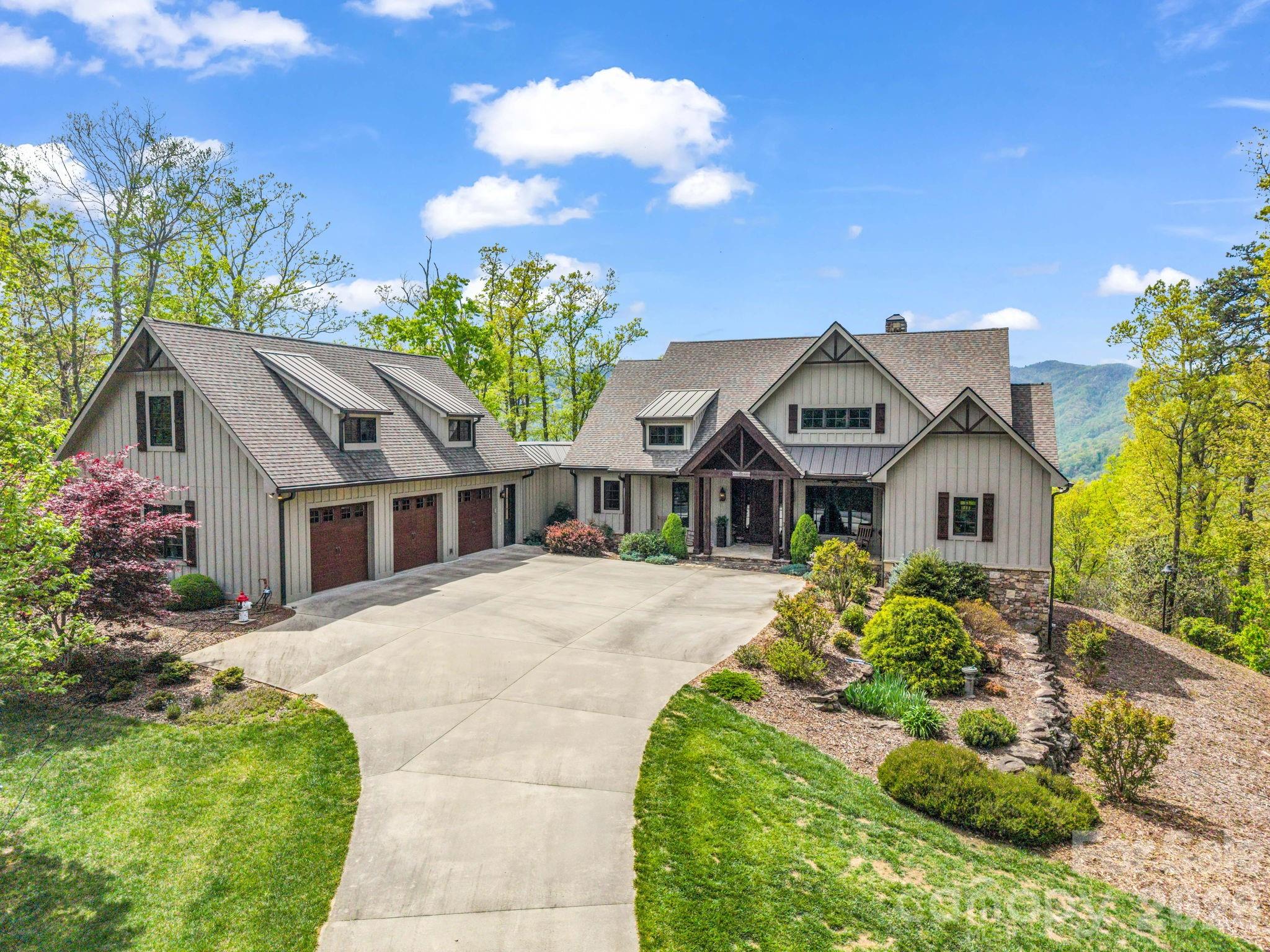 Rumbling Bald on Lake Lure - Residential