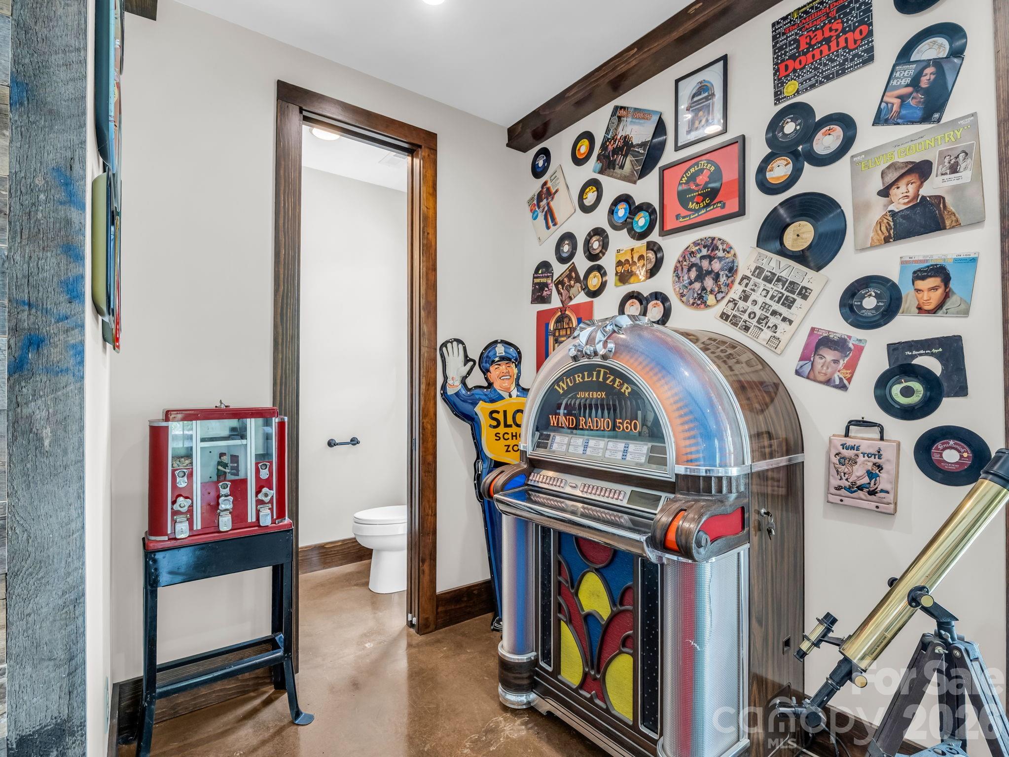 Rumbling Bald on Lake Lure - Residential