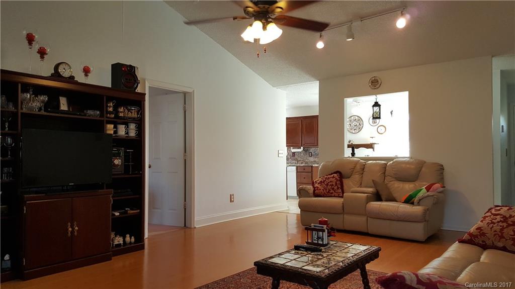 Morris Farms - Residential