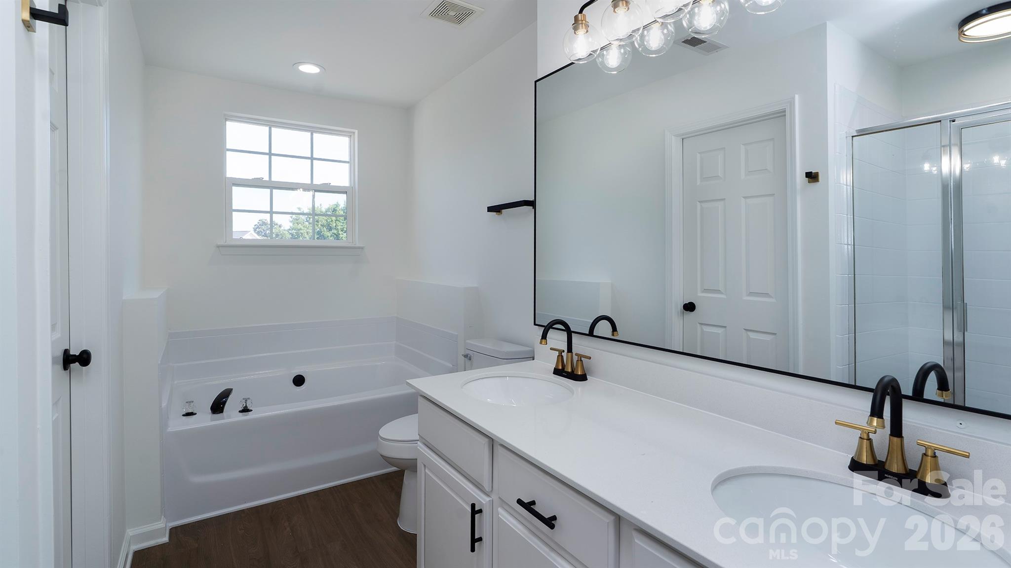 Davis Ridge - Residential