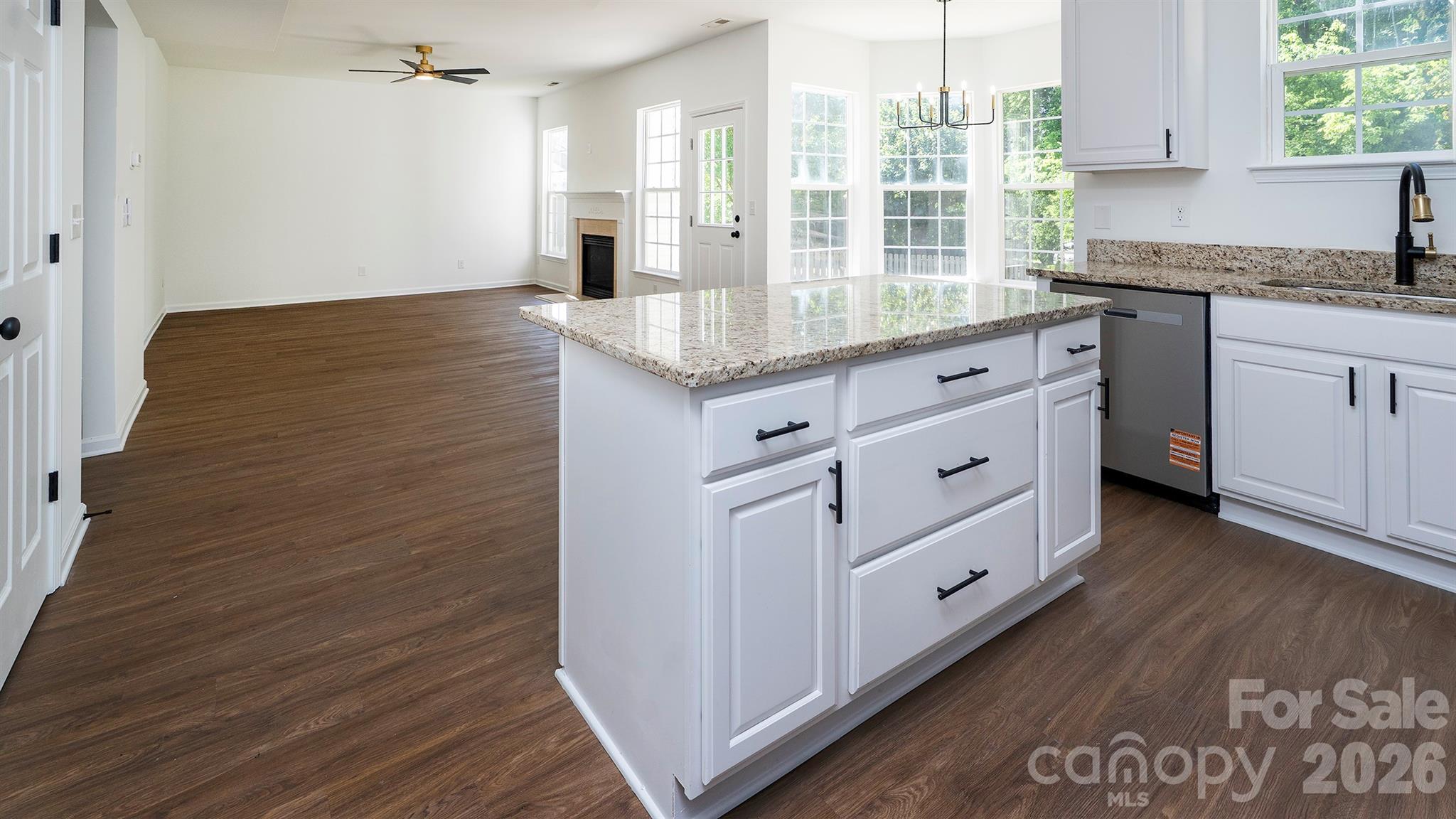 Davis Ridge - Residential