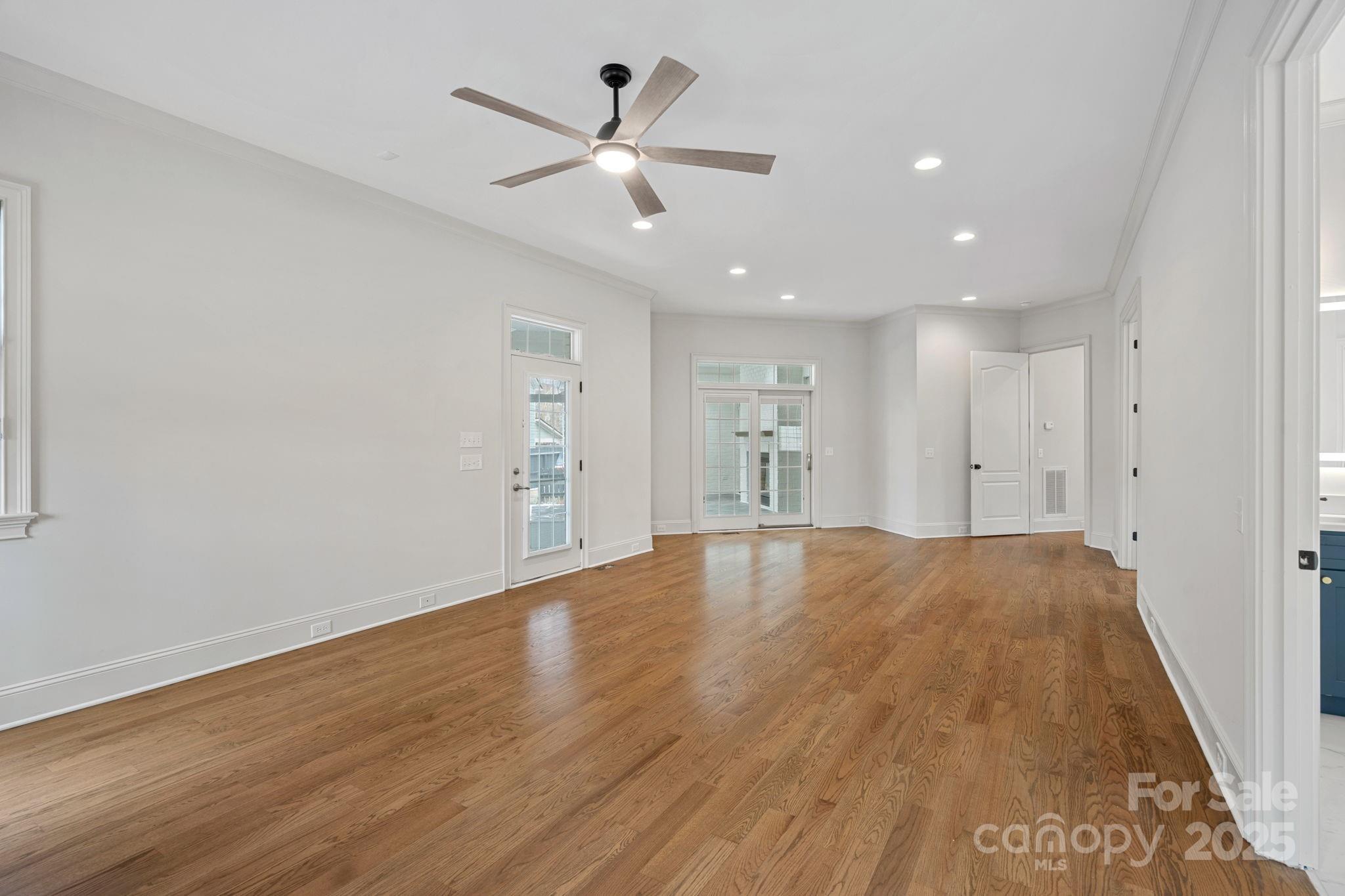 Magnolia Mews - Residential