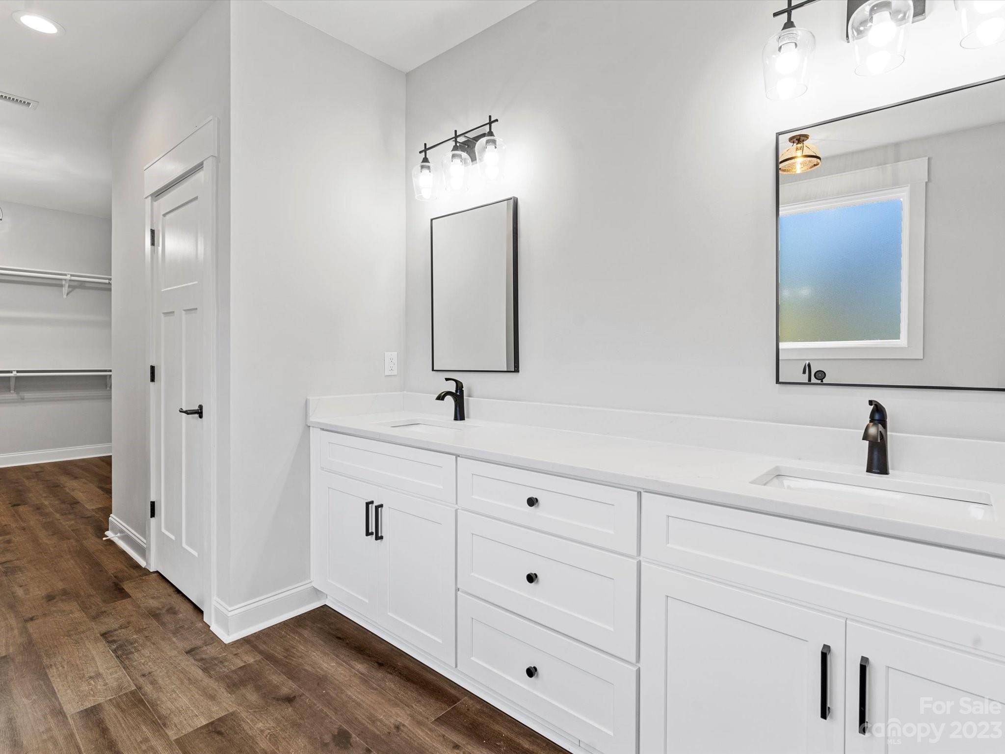 Magnolia - Residential