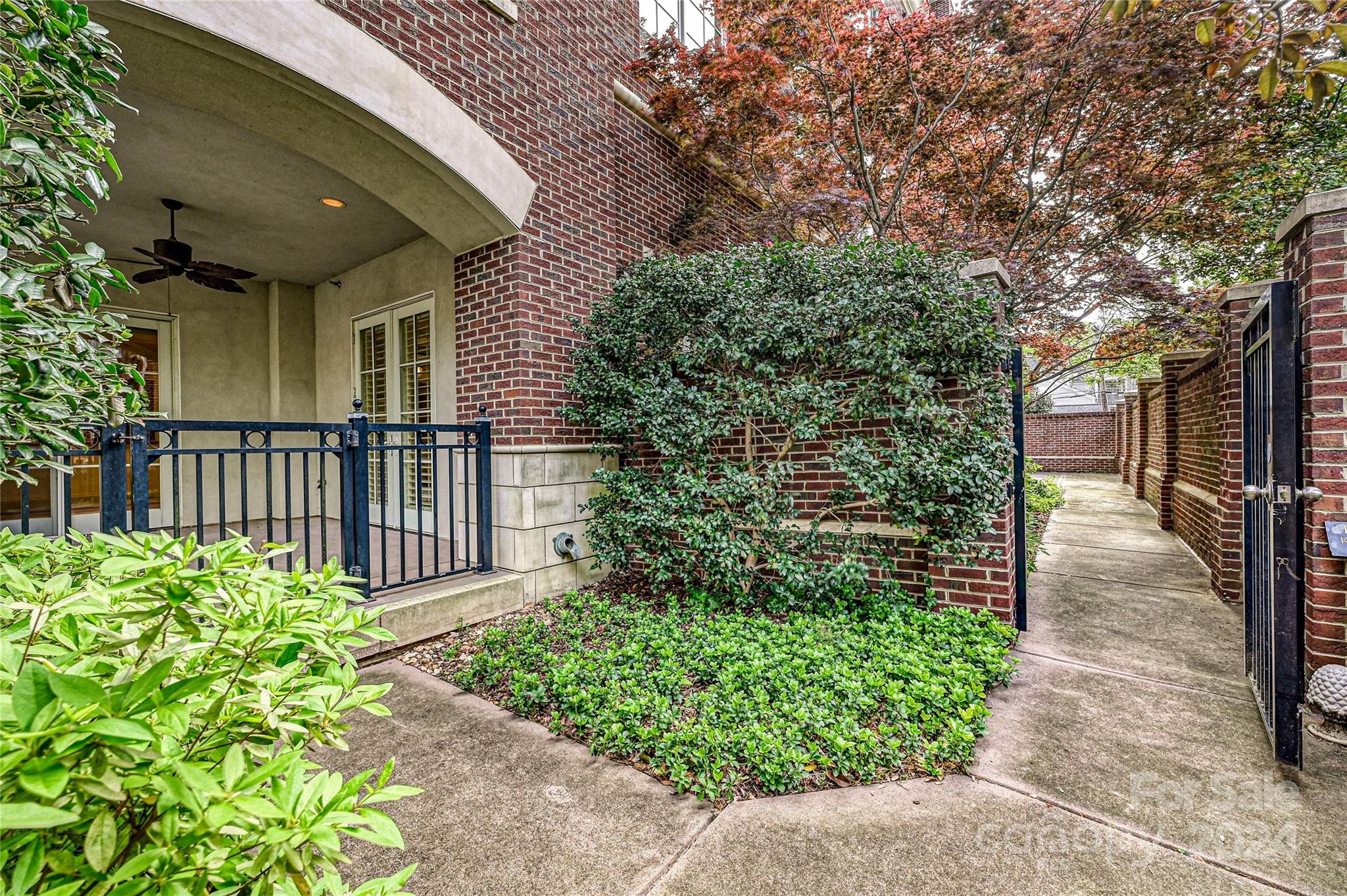 Myers Park - Residential