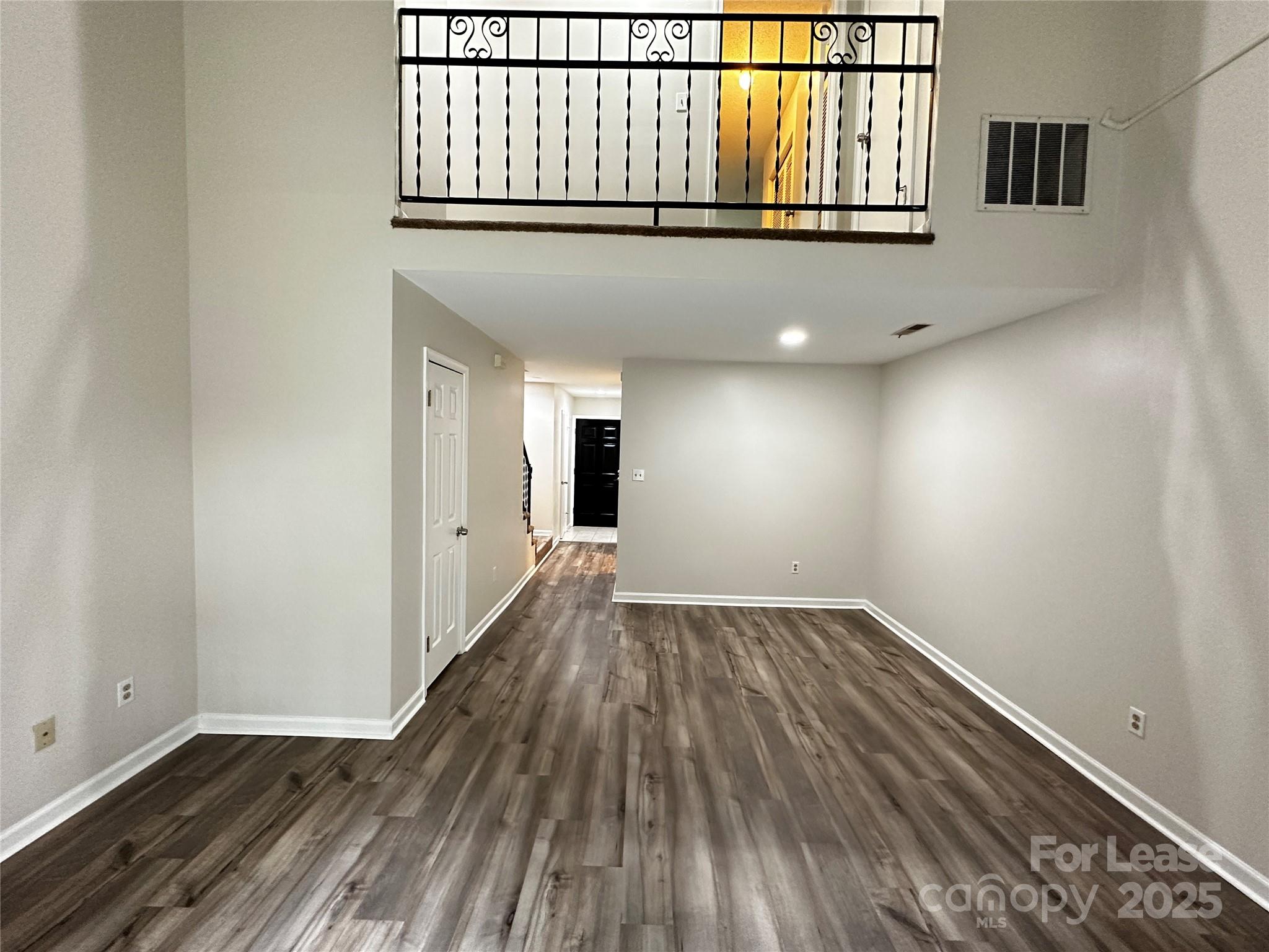 Lexington Commons - Residential Lease