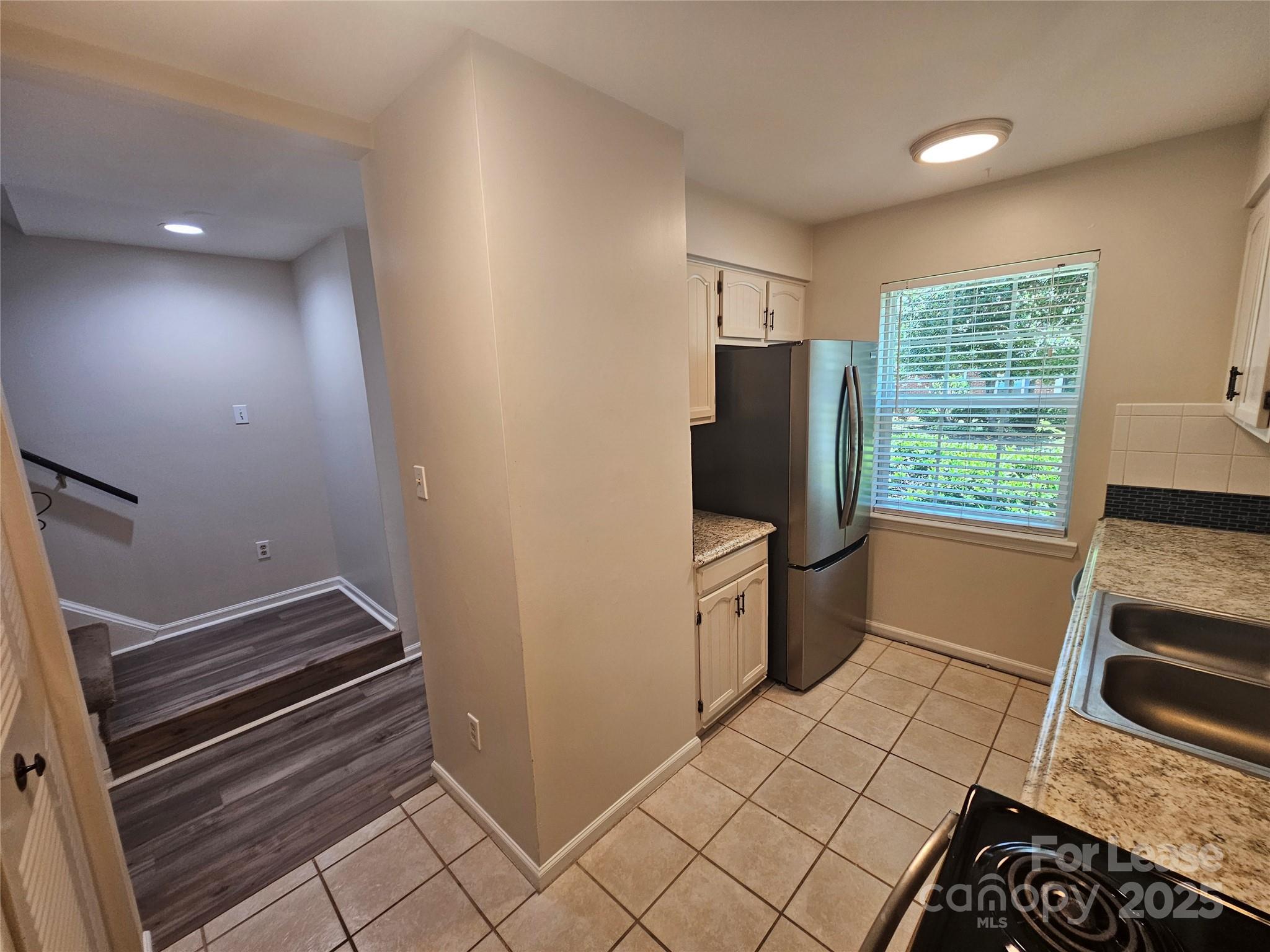 Lexington Commons - Residential Lease