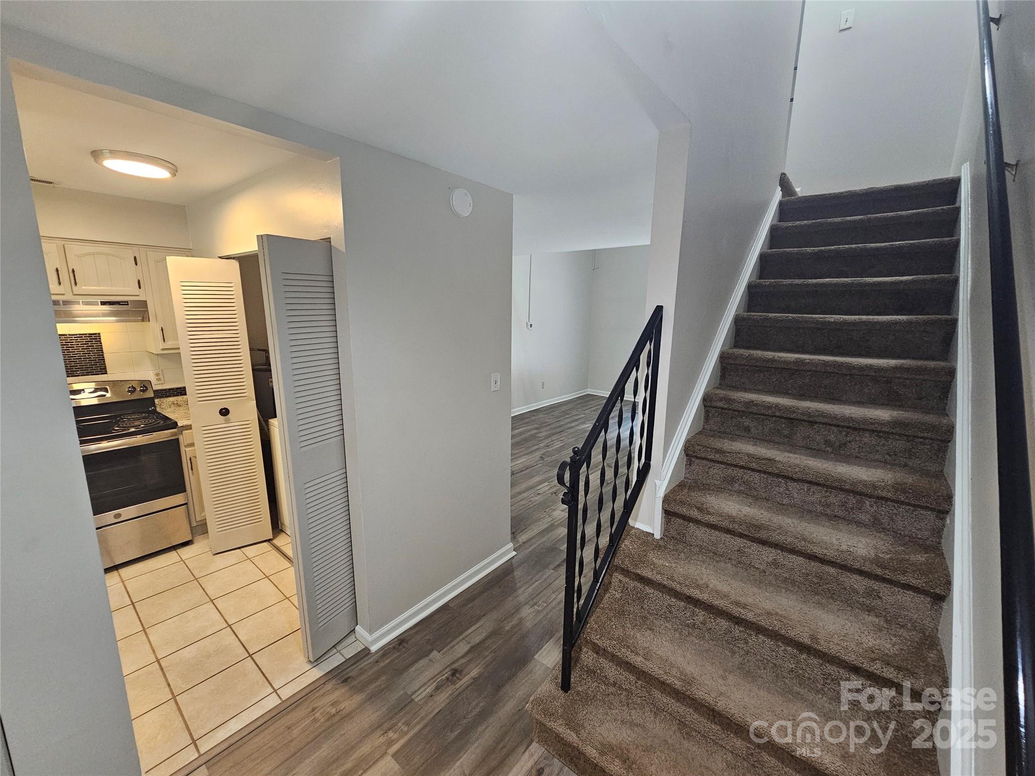Lexington Commons - Residential Lease