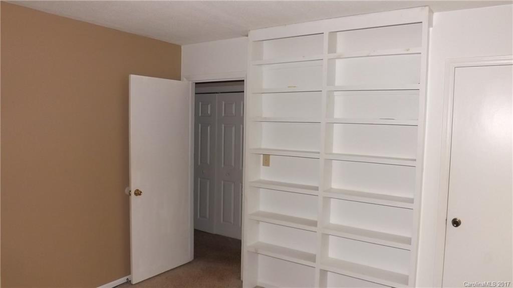 Tega Cay - Residential