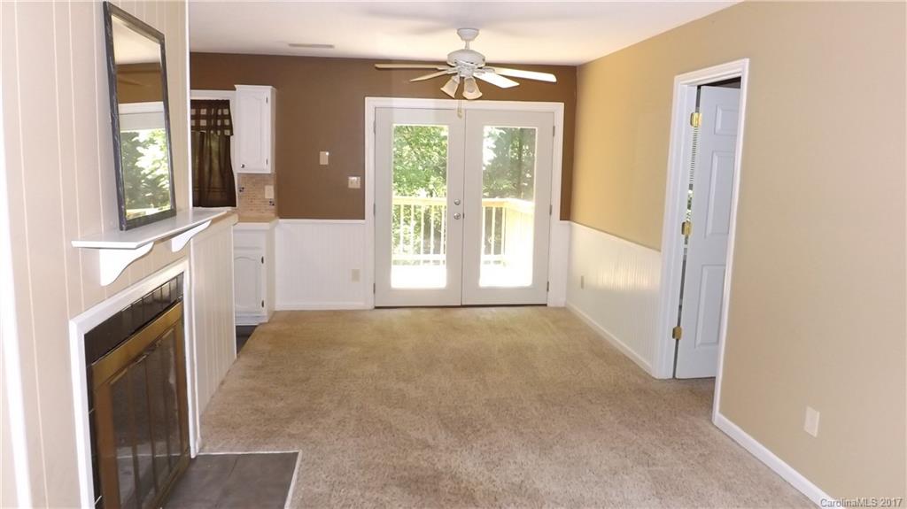 Tega Cay - Residential