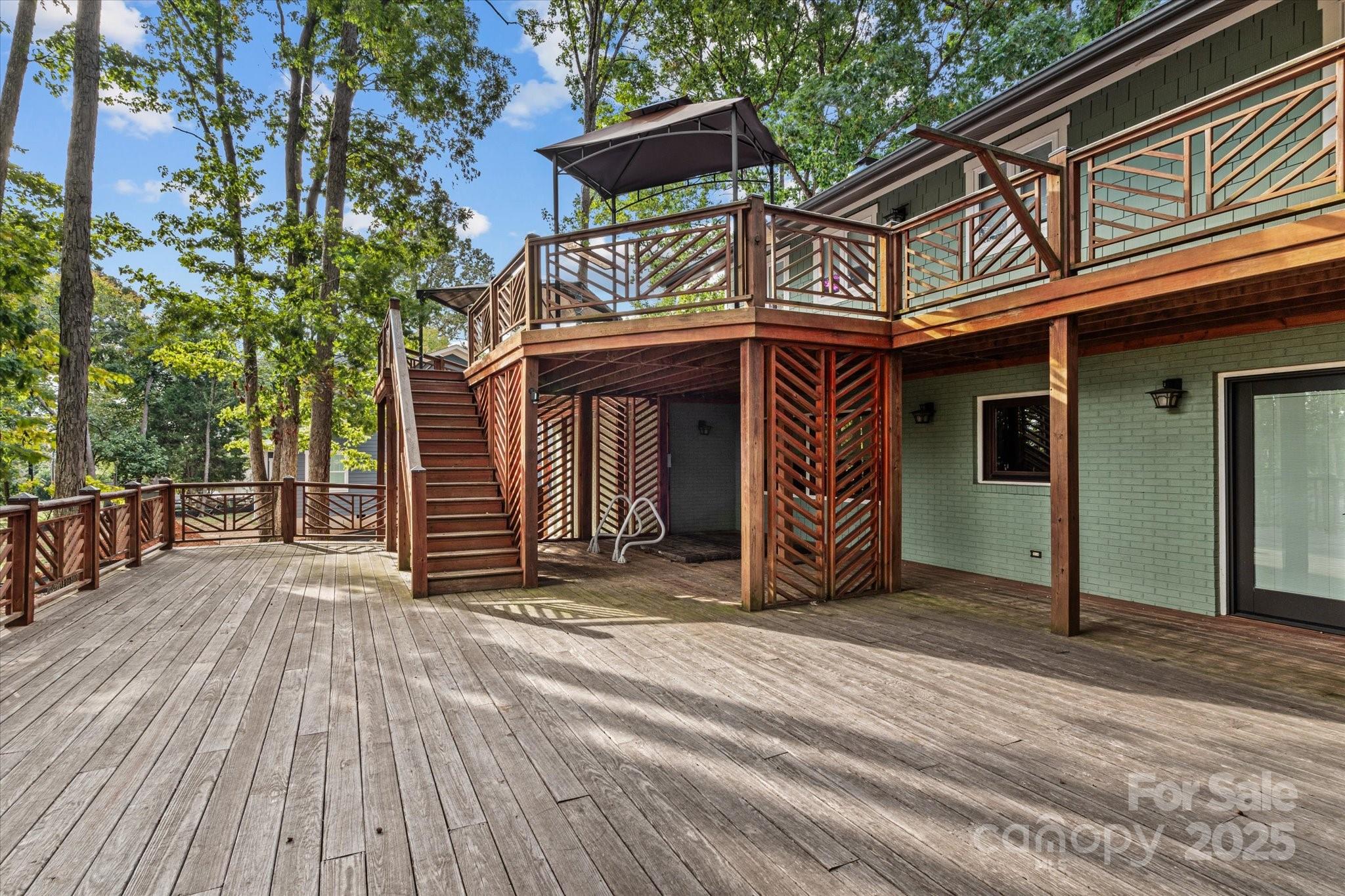 Crystal Bay - Residential