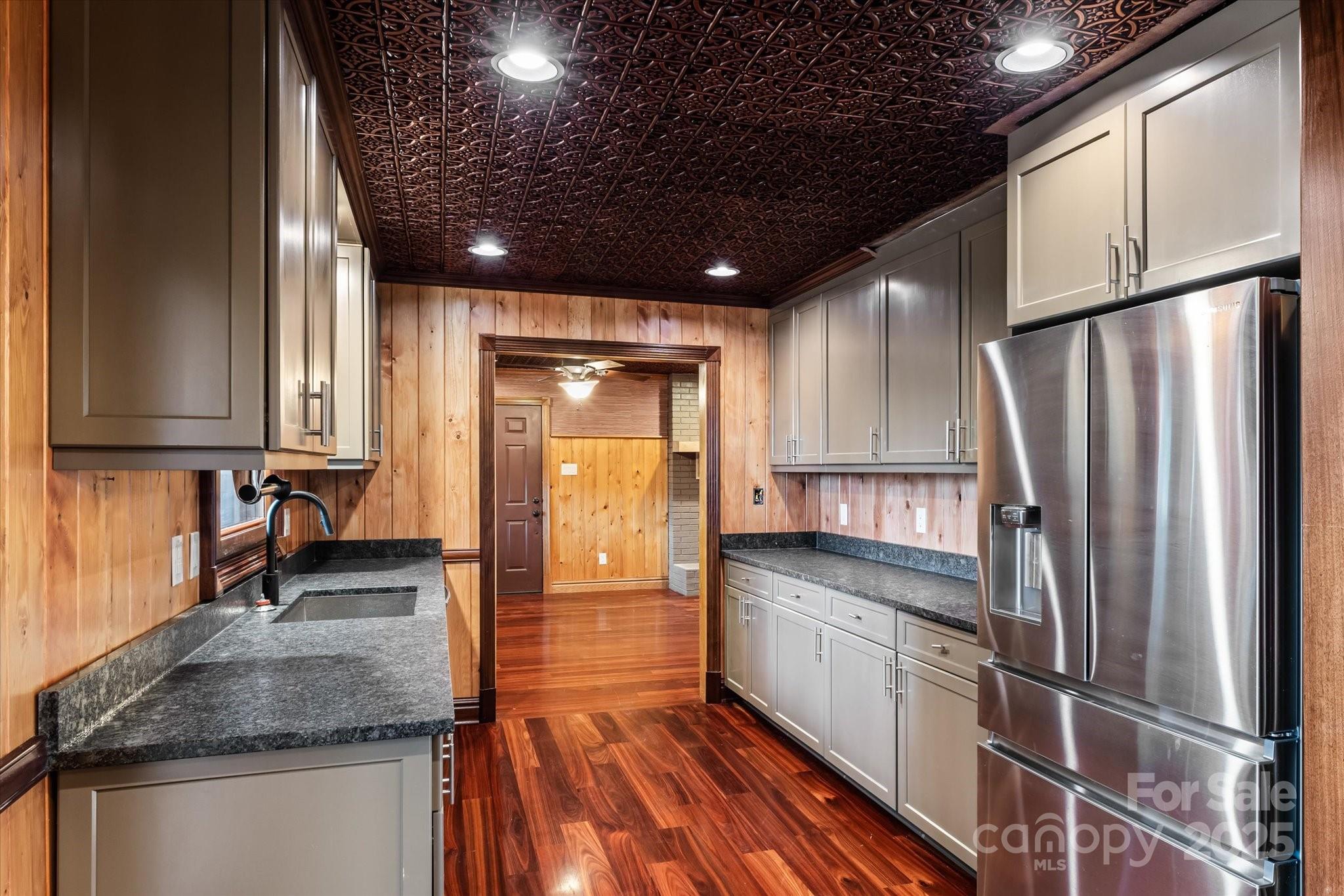 Crystal Bay - Residential