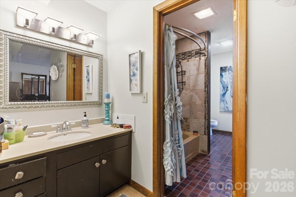 Bermuda Run - Residential