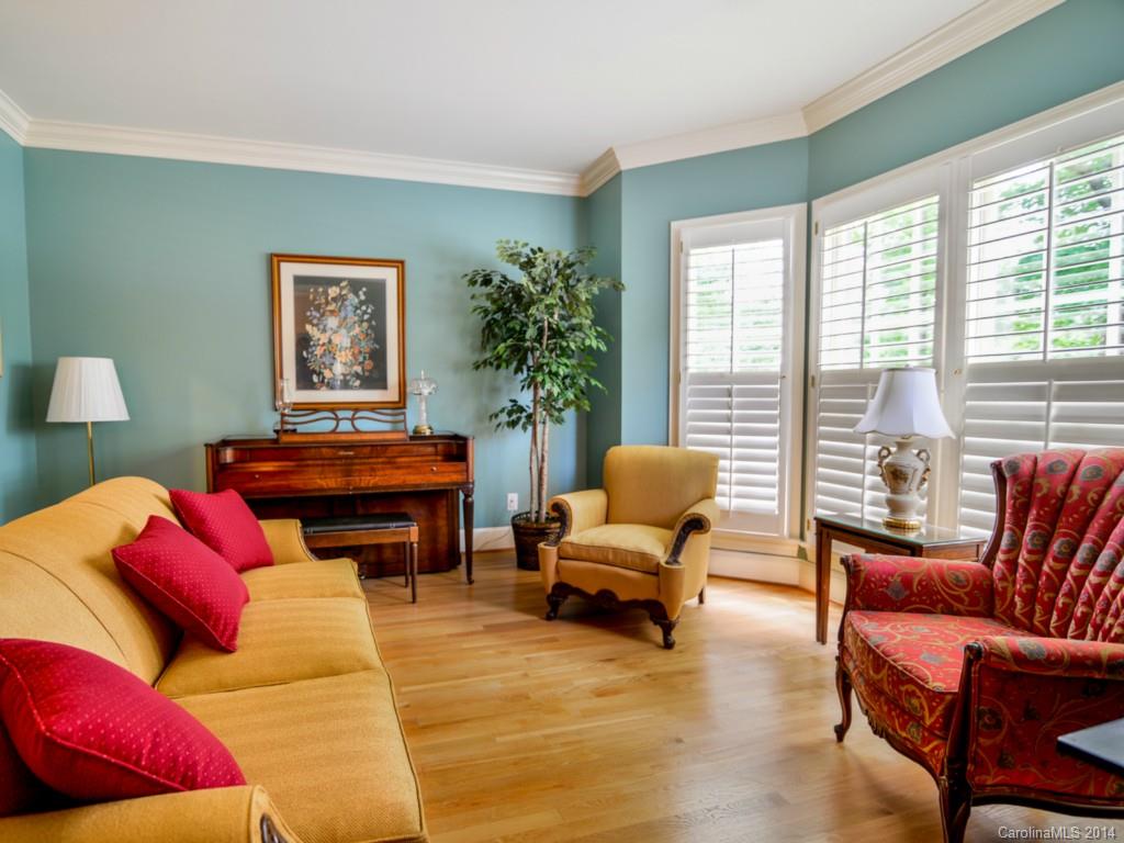 Village Lake - Residential