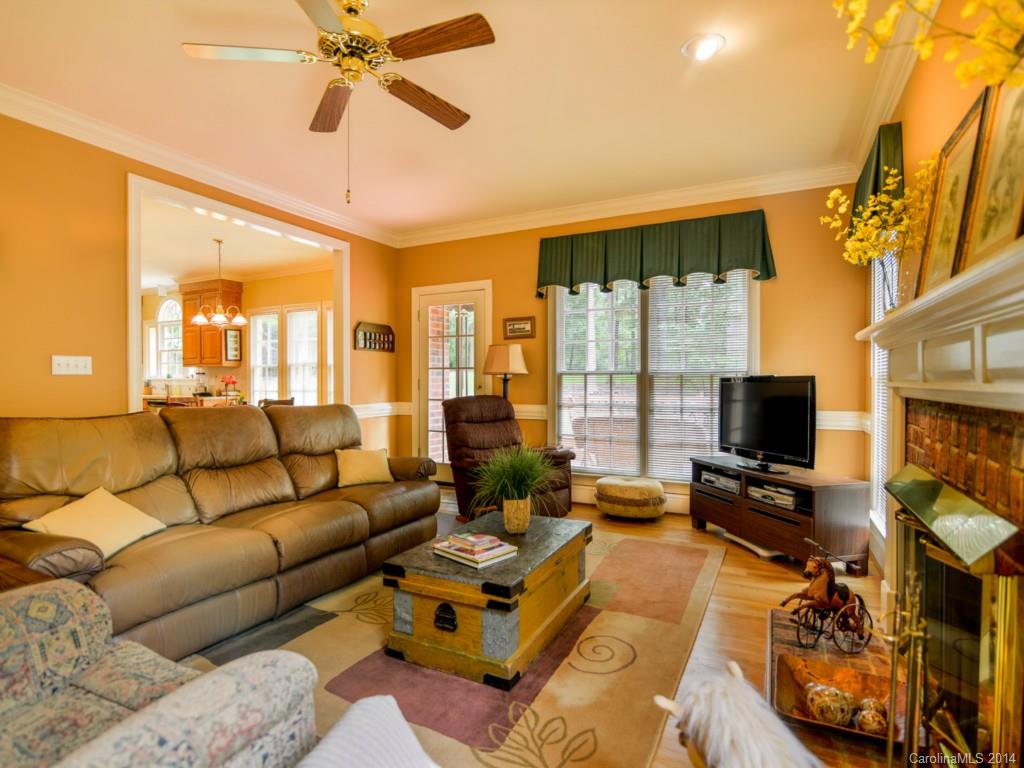 Village Lake - Residential