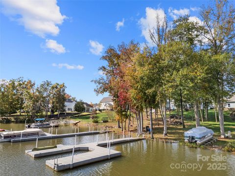 Photo of 25566 Seagull Drive, Lancaster, SC 29720 (MLS # 4266015)