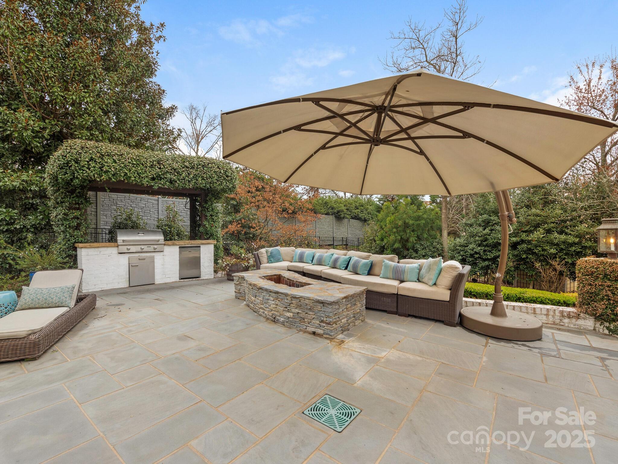 Canterbury Hill - Residential