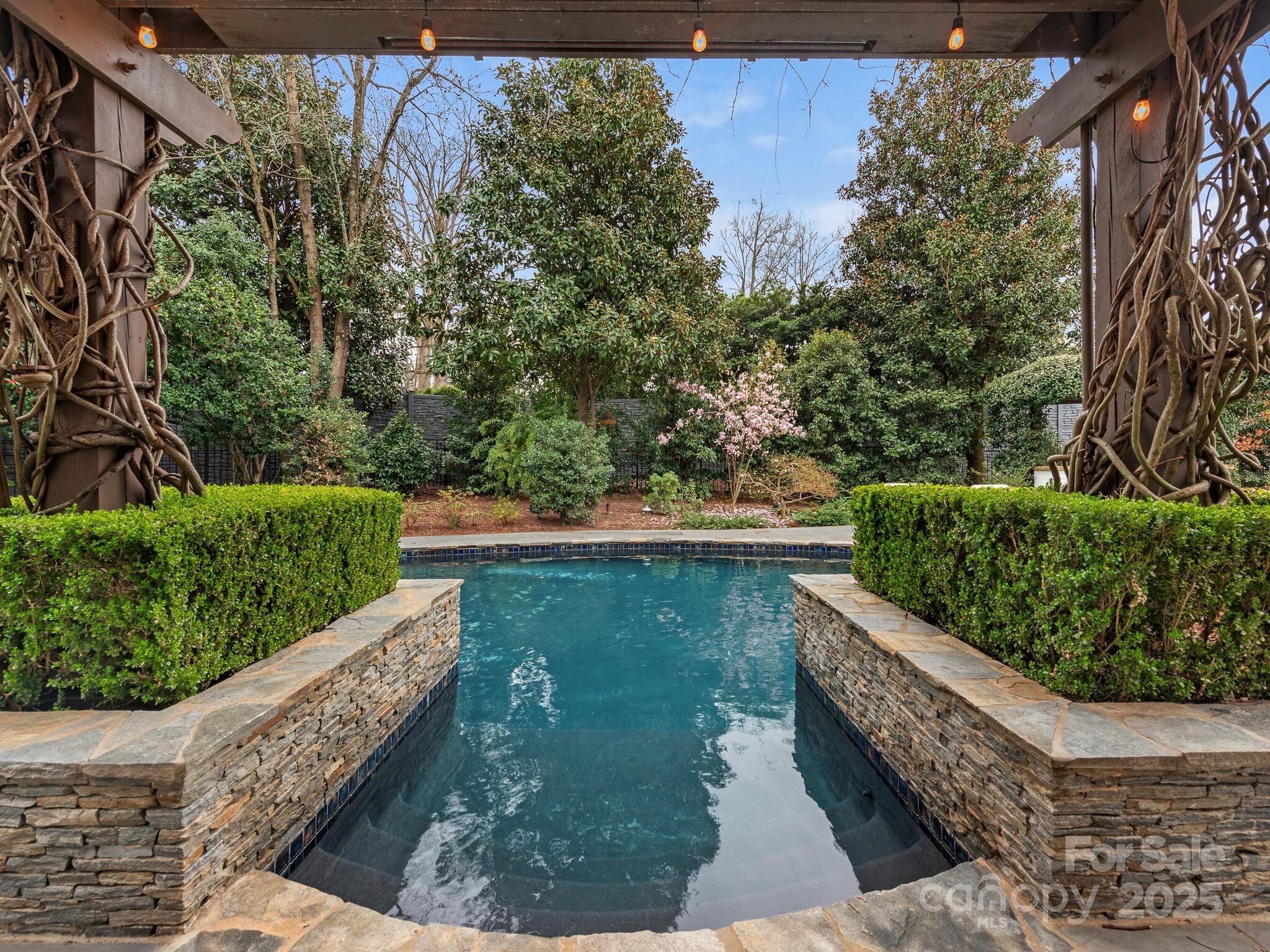 Canterbury Hill - Residential