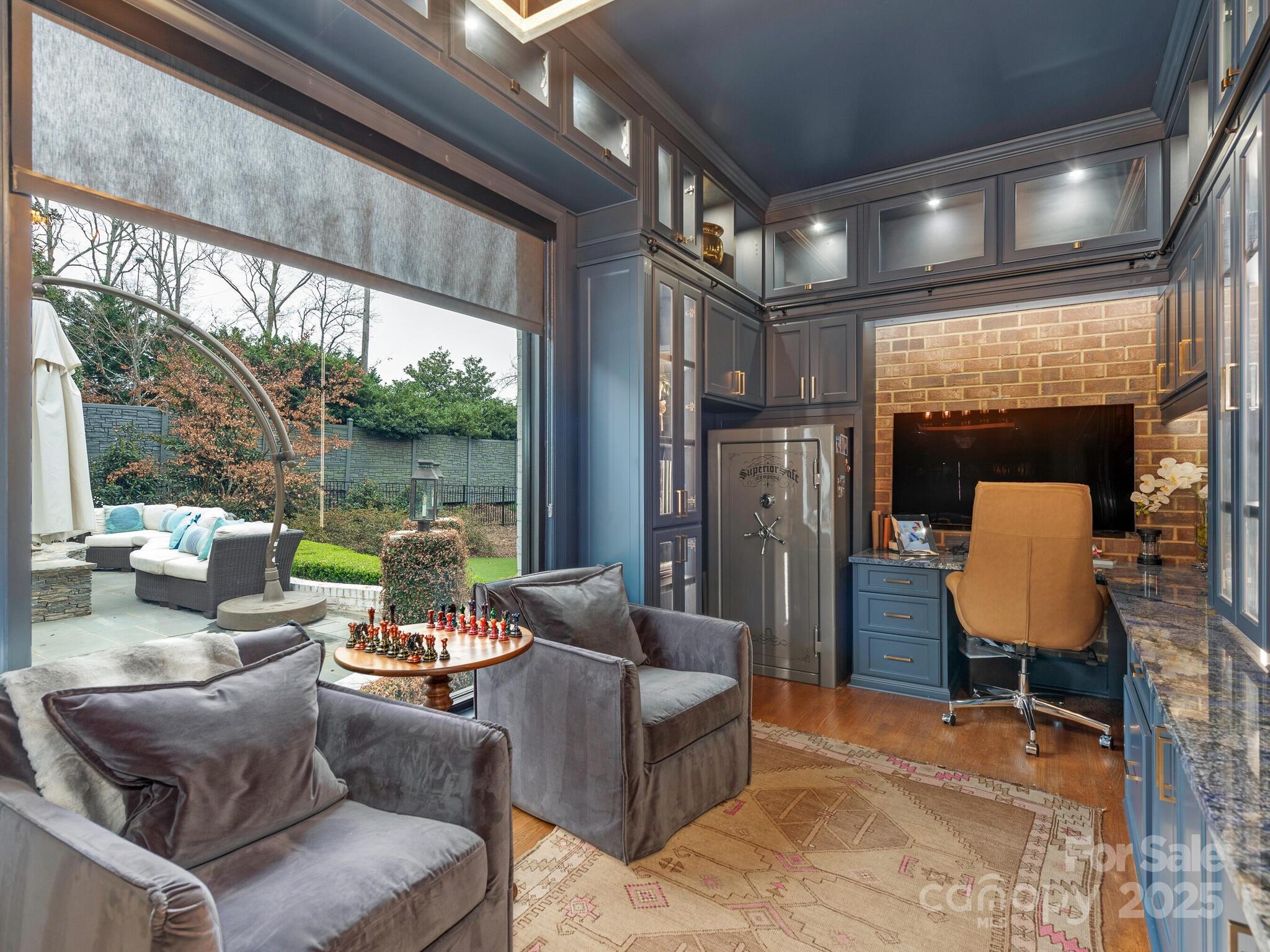 Canterbury Hill - Residential