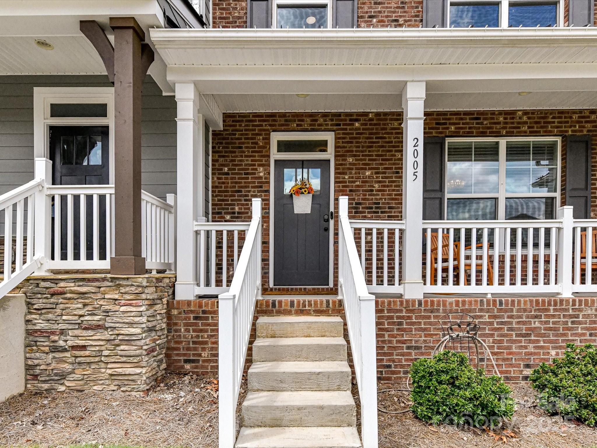 2005 Laurel Village Circle