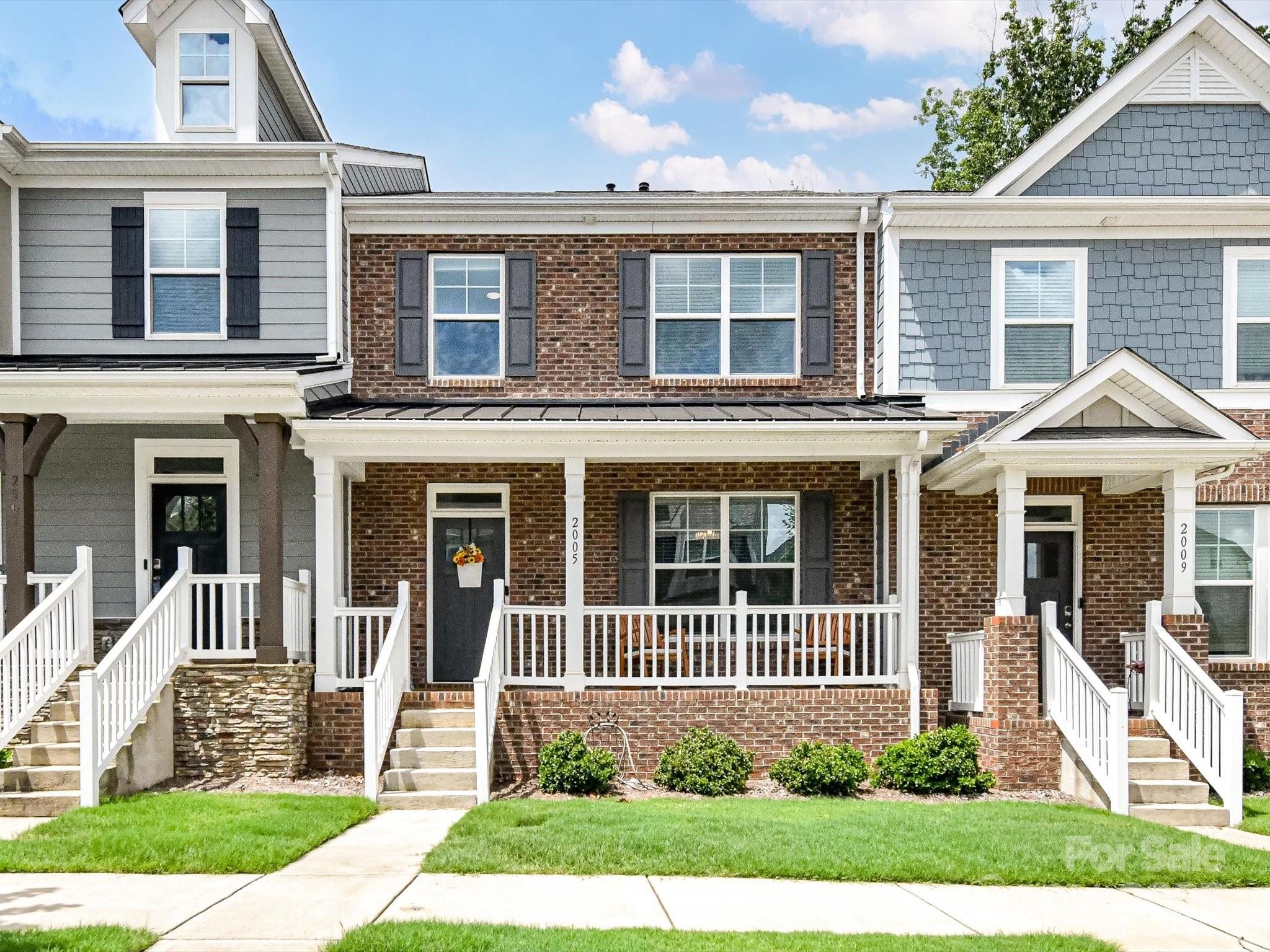 2005 Laurel Village Circle